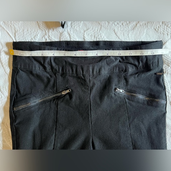 Guess Black Leggings Jeggings with Zipper Pocket Detail - Picture 5 of 7